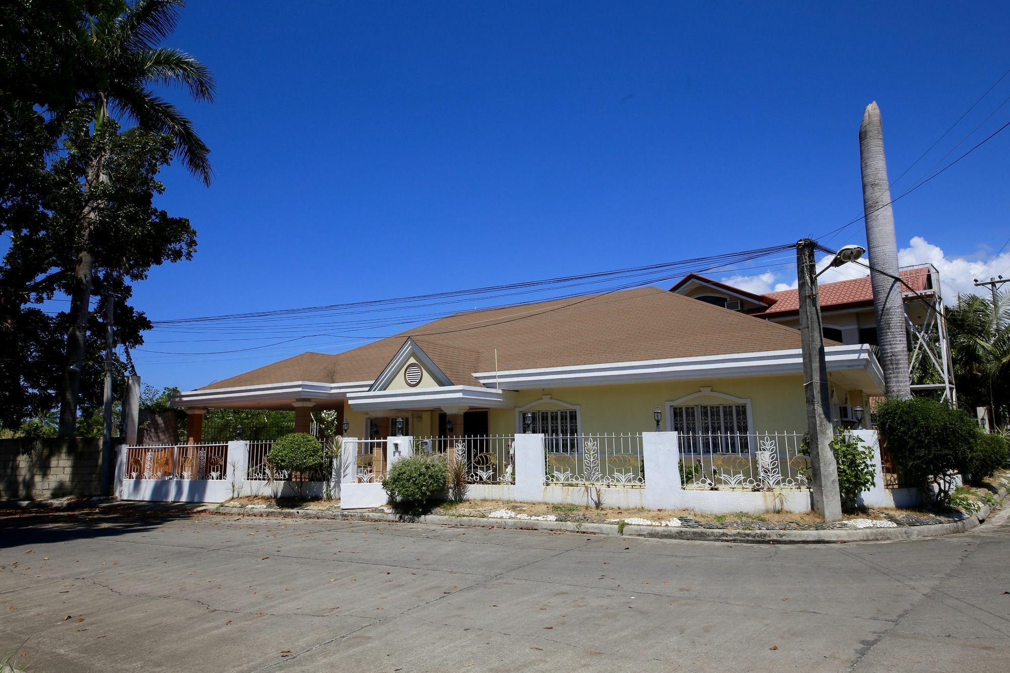 Dee Guesthouse White Sands Lapu-Lapu City Exterior photo